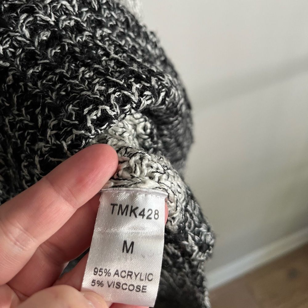 Thml Gray Relaxed Fit Color-Block Two Tones Cozy … - image 5